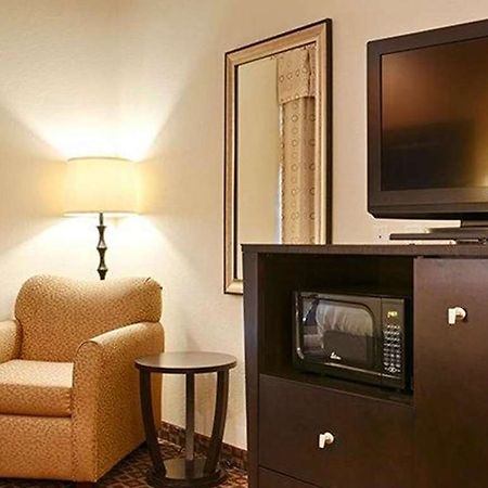 Red Roof Inn & Suites Longview Restoran fotoğraf